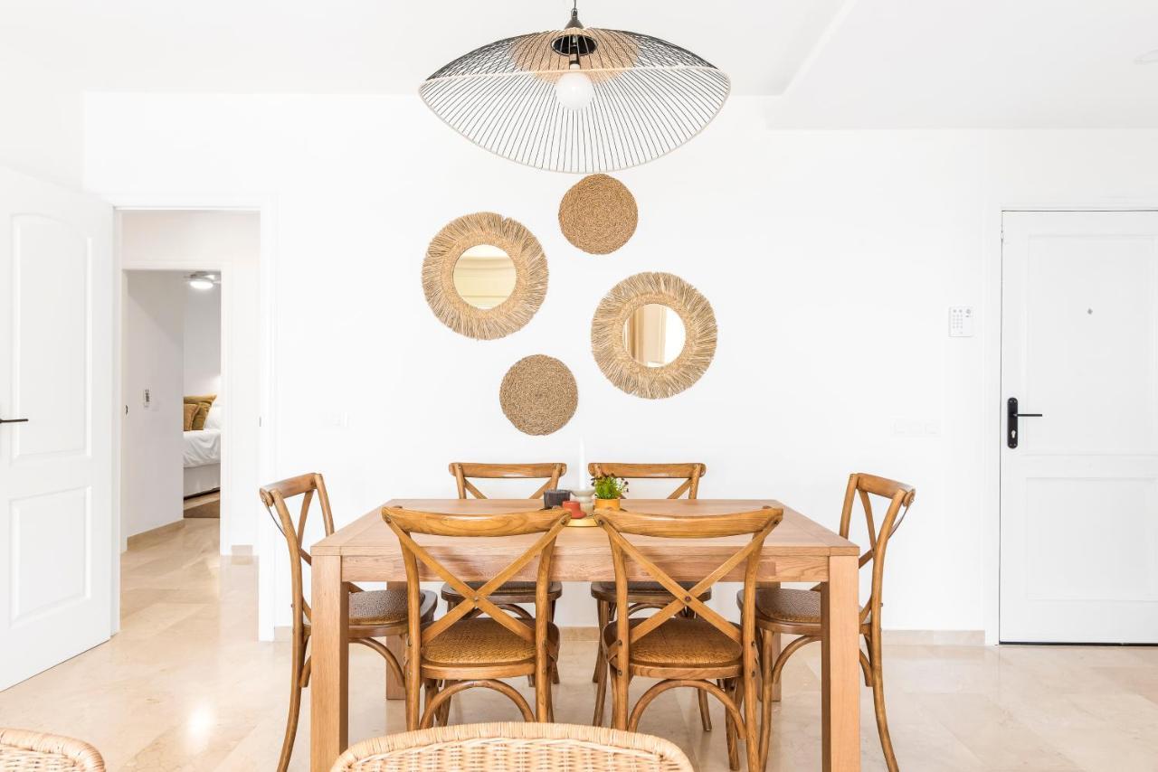 Beach Apartment With Terrace And Private Parking Radazul Exteriör bild